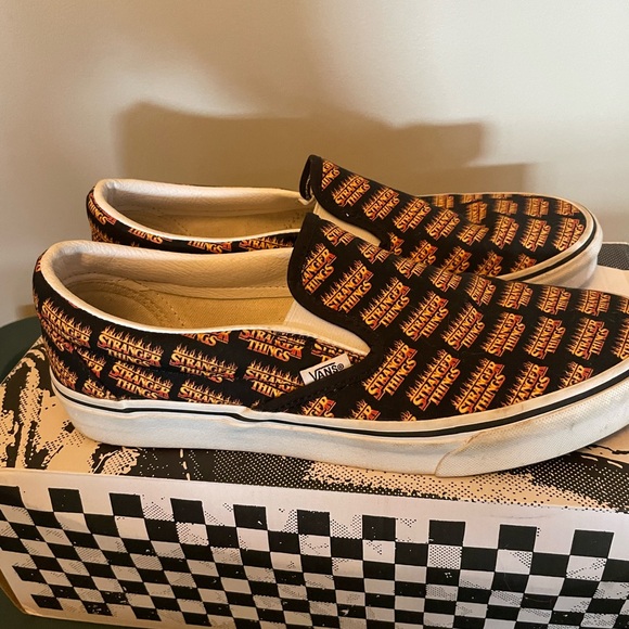 Stranger things vans slip ons 10.5 - Picture 2 of 6